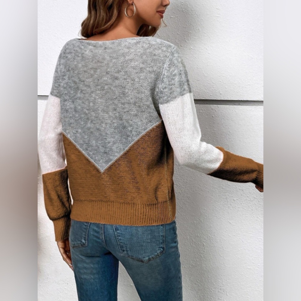 Openwork Color Block Sweater - Picture 3 of 12